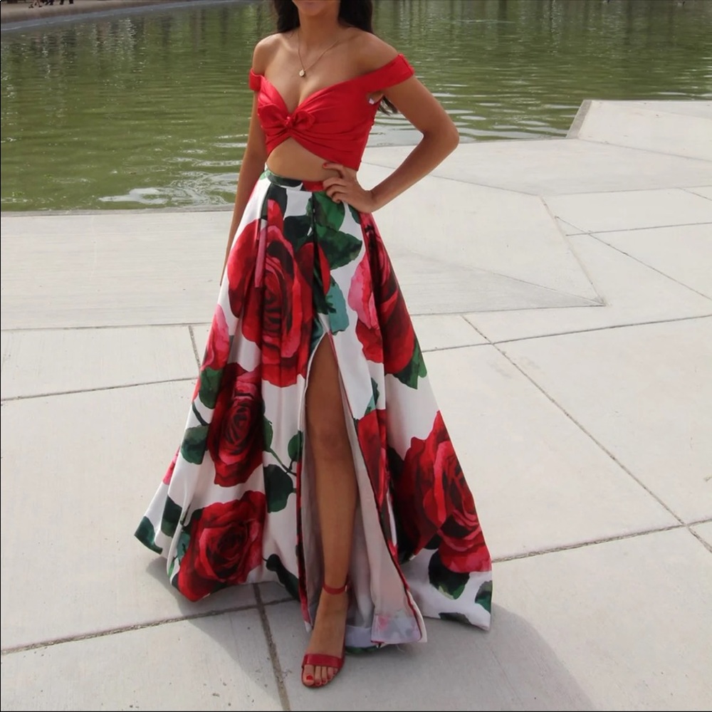 Sherri hill prom dress